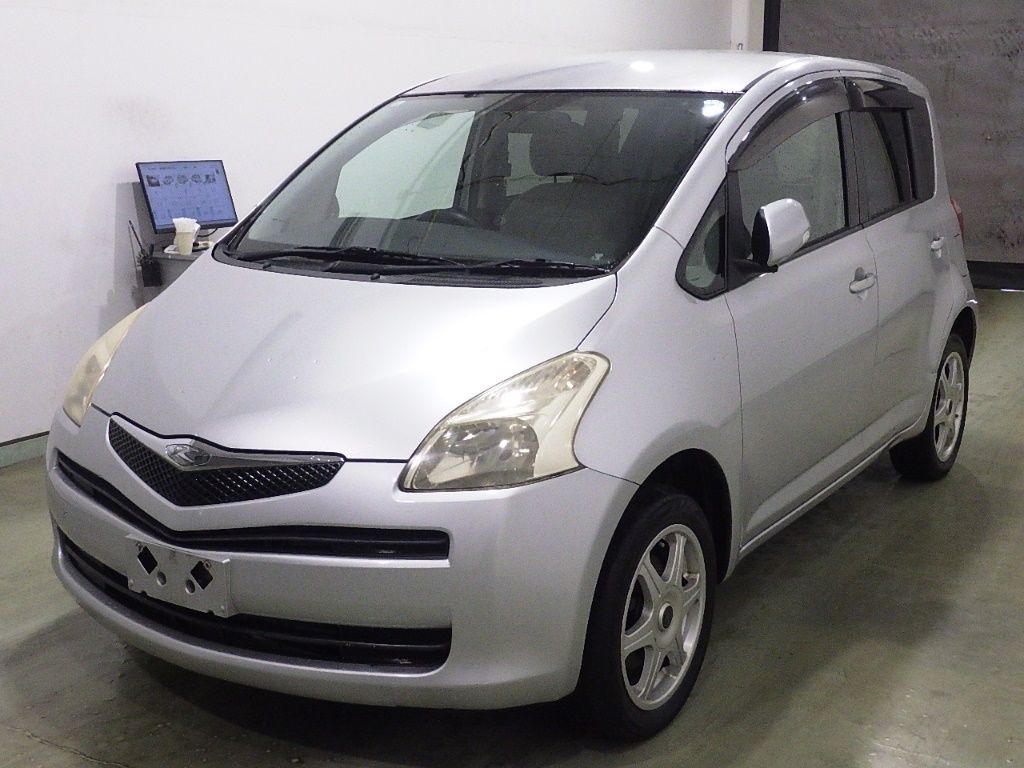 2007 Toyota Ractis 4WD X auction photo 4