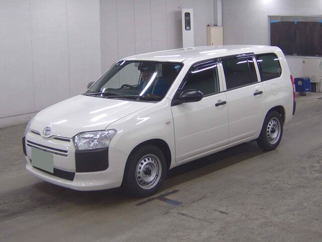 2024 Toyota Probox G auction photo 4