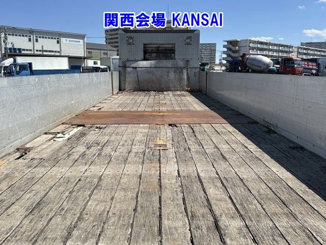 2012 Isuzu Giga Flat. Aluminum B auction photo 18