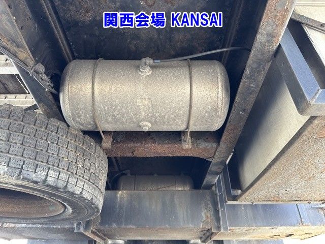 2012 Isuzu Giga Flat. Aluminum B auction photo 12