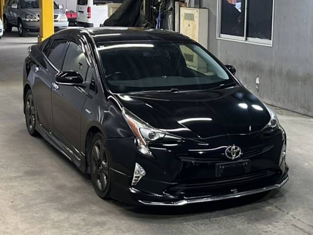 2017 Toyota Prius Sツーリングセレクション モデリスタ auction photo 4
