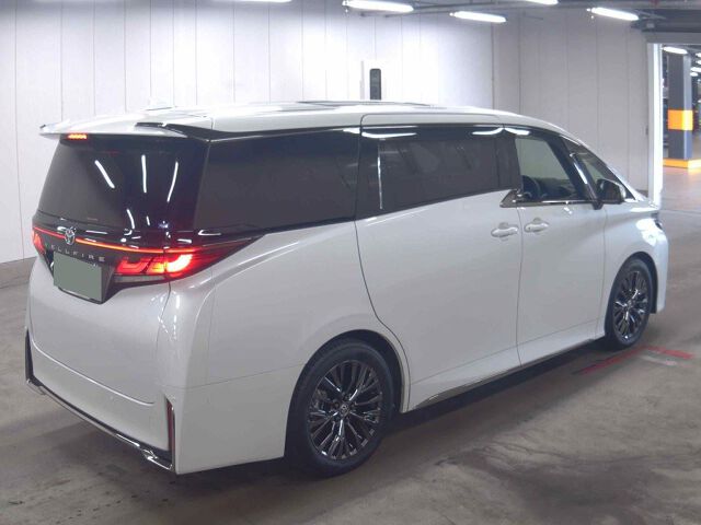 2025 Toyota Vellfire Z Premier auction photo 5