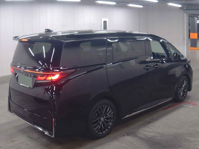 2025 Toyota Vellfire Z Premier auction photo 5
