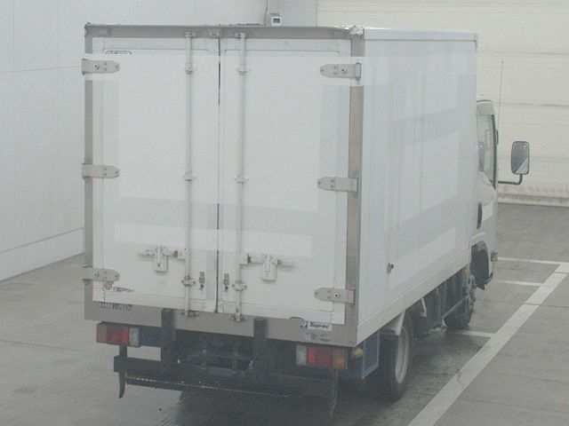2014 Isuzu Elf 冷蔵・冷凍車 auction photo 2