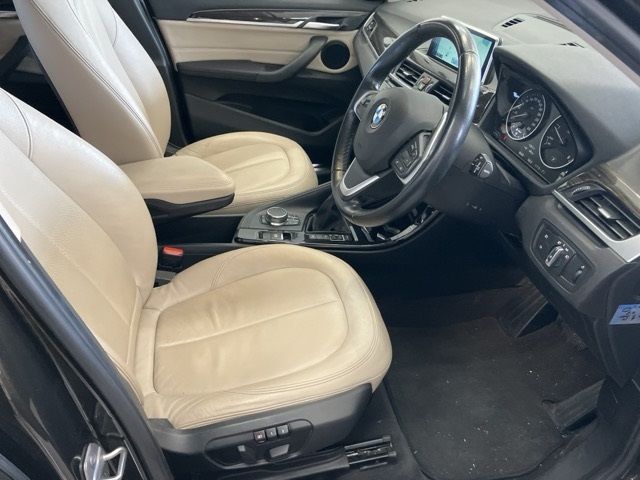 2017 BMW X1 Wagon XDRIVE18D X-Line auction photo 4