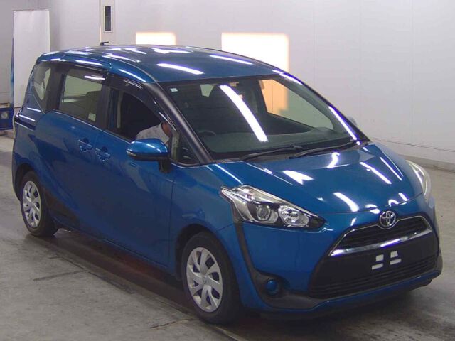2017 Toyota Sienta X Vパッケージ Japan auction vehicle