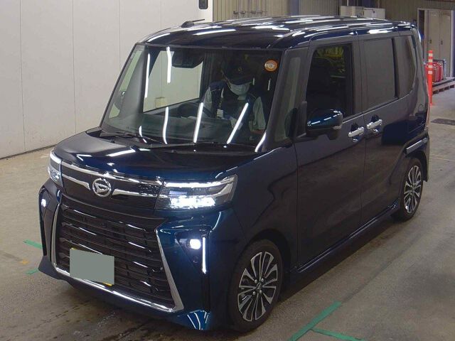 2025 Daihatsu Tanto Custom RS auction photo 4