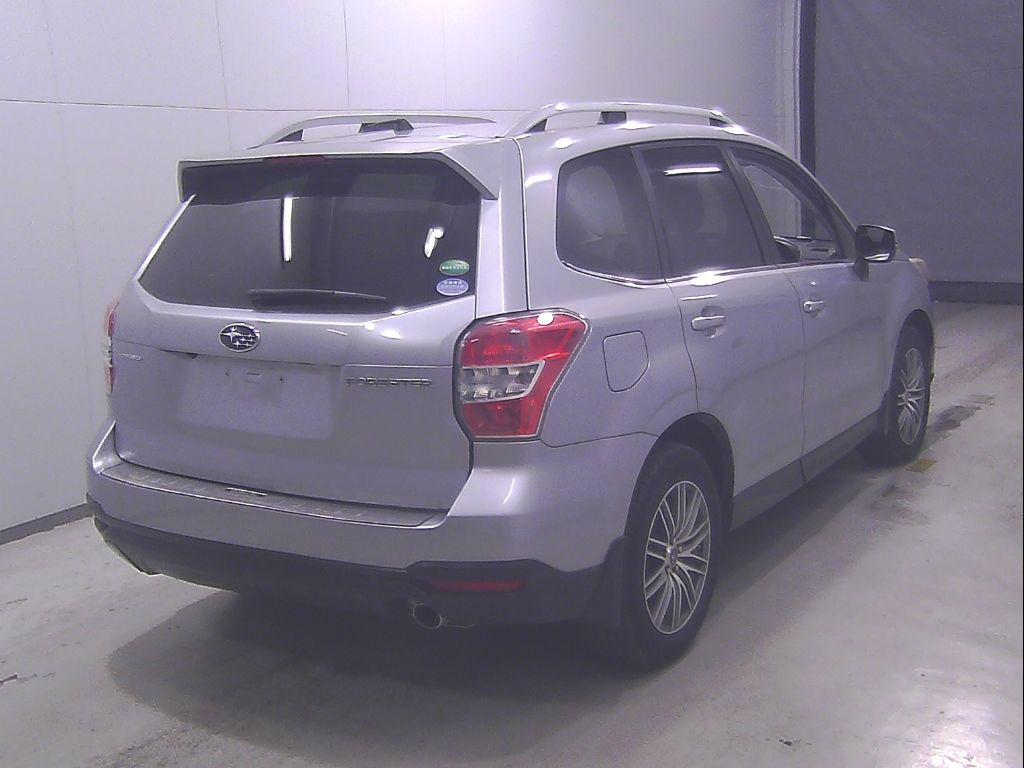 2013 Subaru Forester 2.0i-L EyeSight auction photo 2
