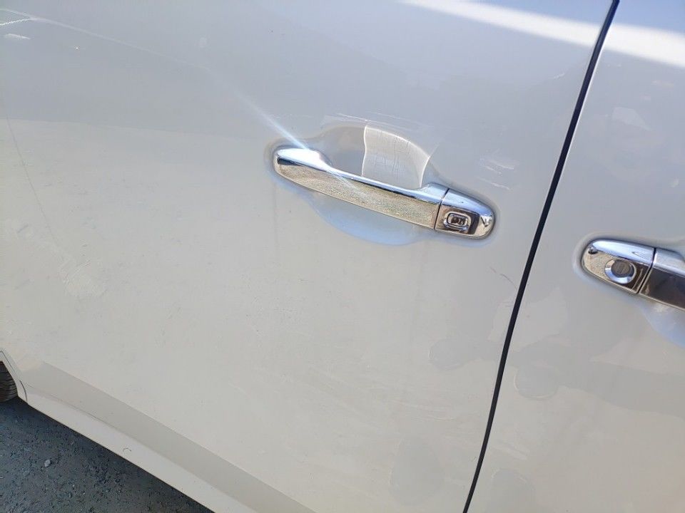 2015 Toyota Alphard auction photo 25