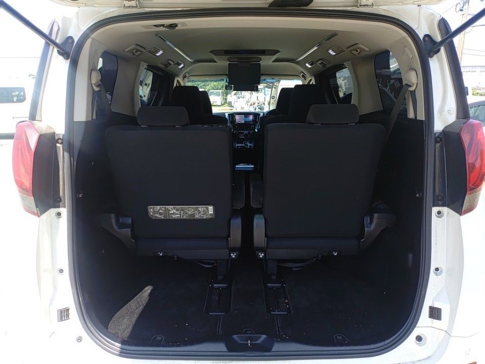 2015 Toyota Alphard auction photo 8