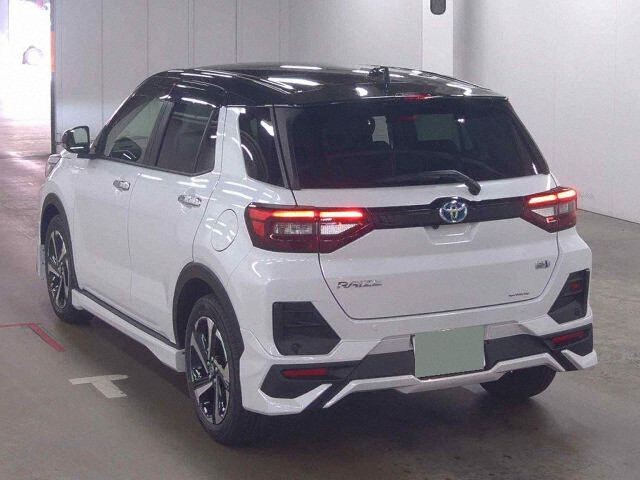 2026 Toyota Raize Hybrid Z auction photo 2