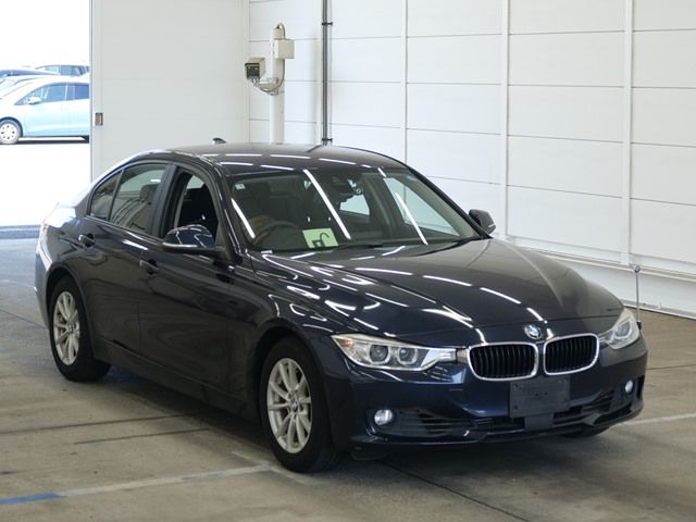 2015 BMW BMW 320I Japan auction vehicle