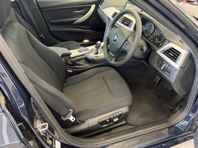 2015 BMW BMW 320I auction photo 4