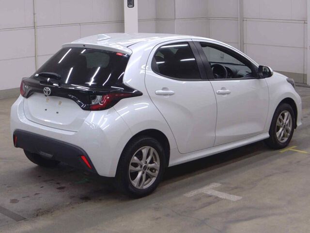 2024 Toyota Yaris X 4WD auction photo 5