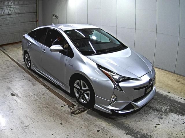 Japan Auction Vehicles 5 2016 Toyota Prius Aツーリングセレクション auction photo
