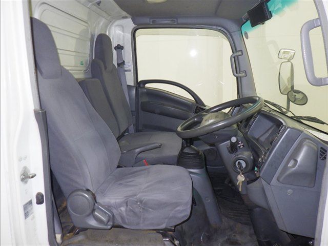 2010 Isuzu Elf Van auction photo 6