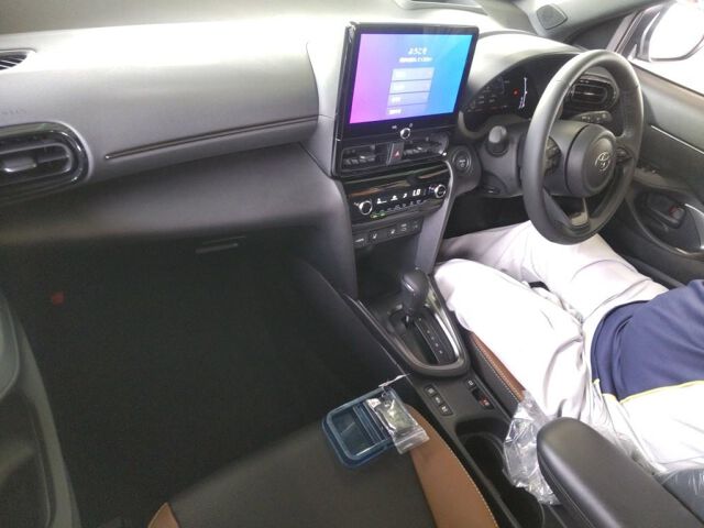 2026 Toyota Yaris Cross HV Z Adventure auction photo 3