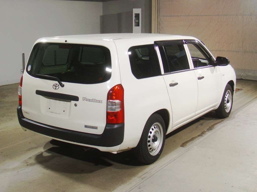 2022 Toyota Probox G auction photo 2