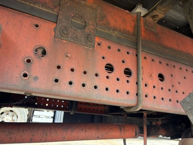 2008 Isuzu Forward Flat crane, 4-tier auction photo 16