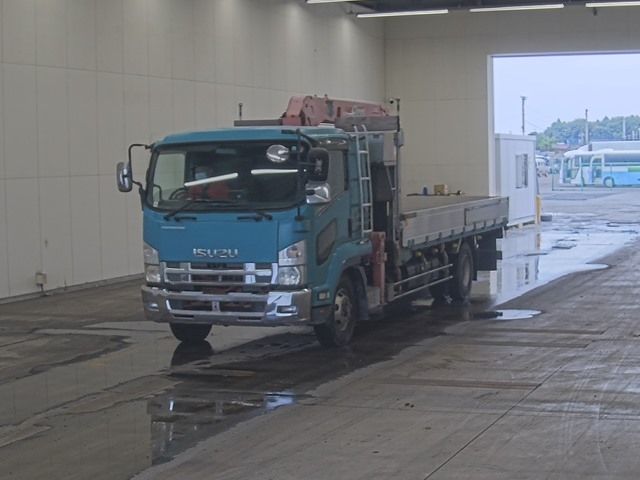 2008 Isuzu Forward Flat crane, 4-tier Japan auction vehicle