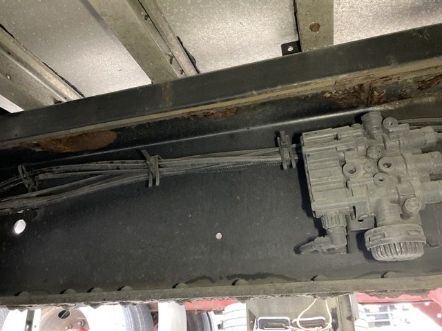 2010 Isuzu Giga auction photo 16