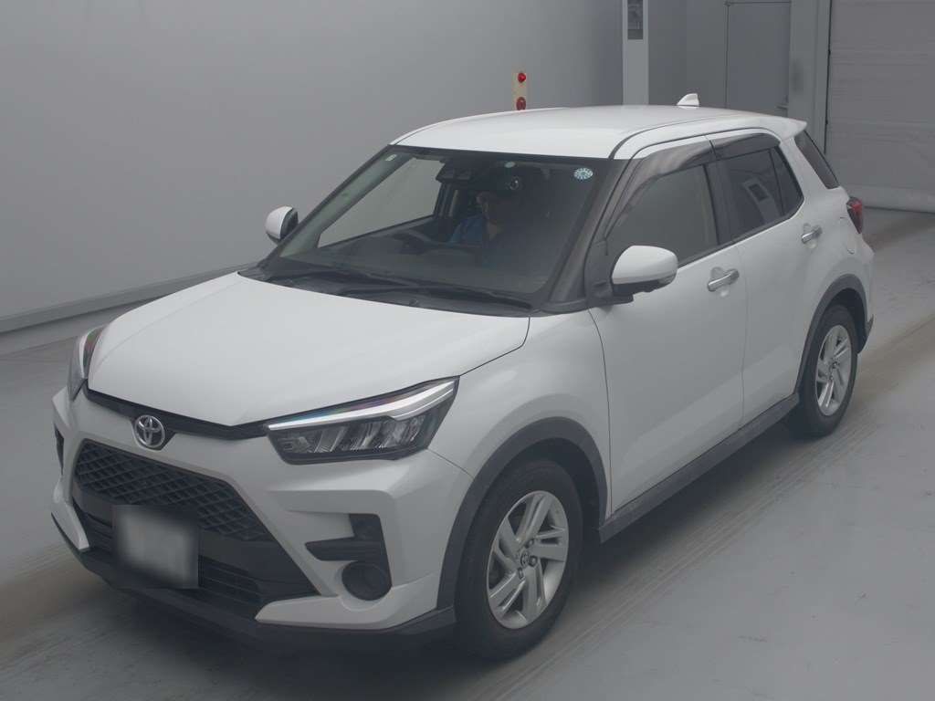 Japan Auction Vehicles 4 2021 Toyota Raize G auction photo