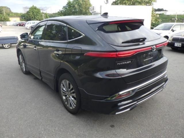 2023 Toyota Harrier Z Leather Package Sunroof auction photo 2