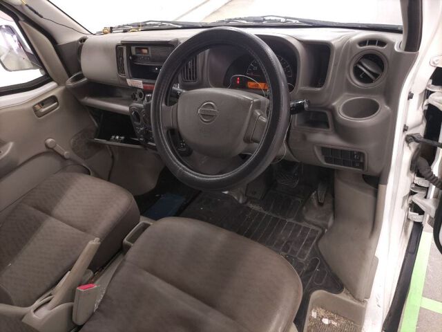 2017 Nissan クリッパーバン DX auction photo 3