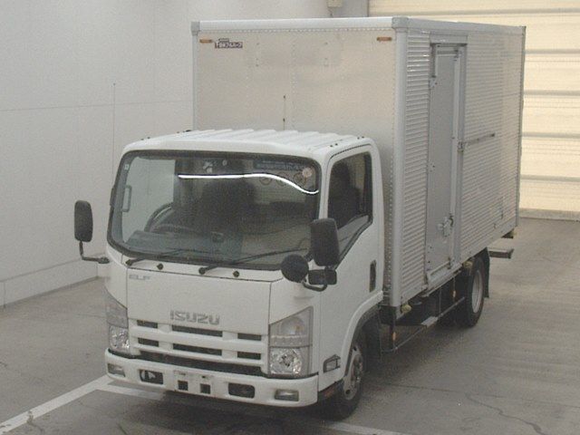 2011 Isuzu Elf バン Japan auction vehicle