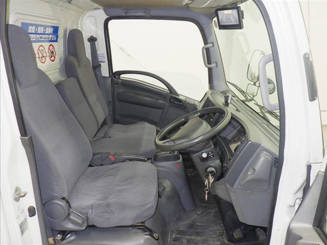 2011 Isuzu Elf バン auction photo 6