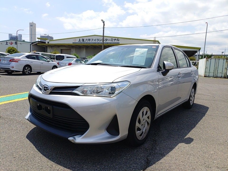 2021 Toyota カローラ アクシオ Japan auction vehicle