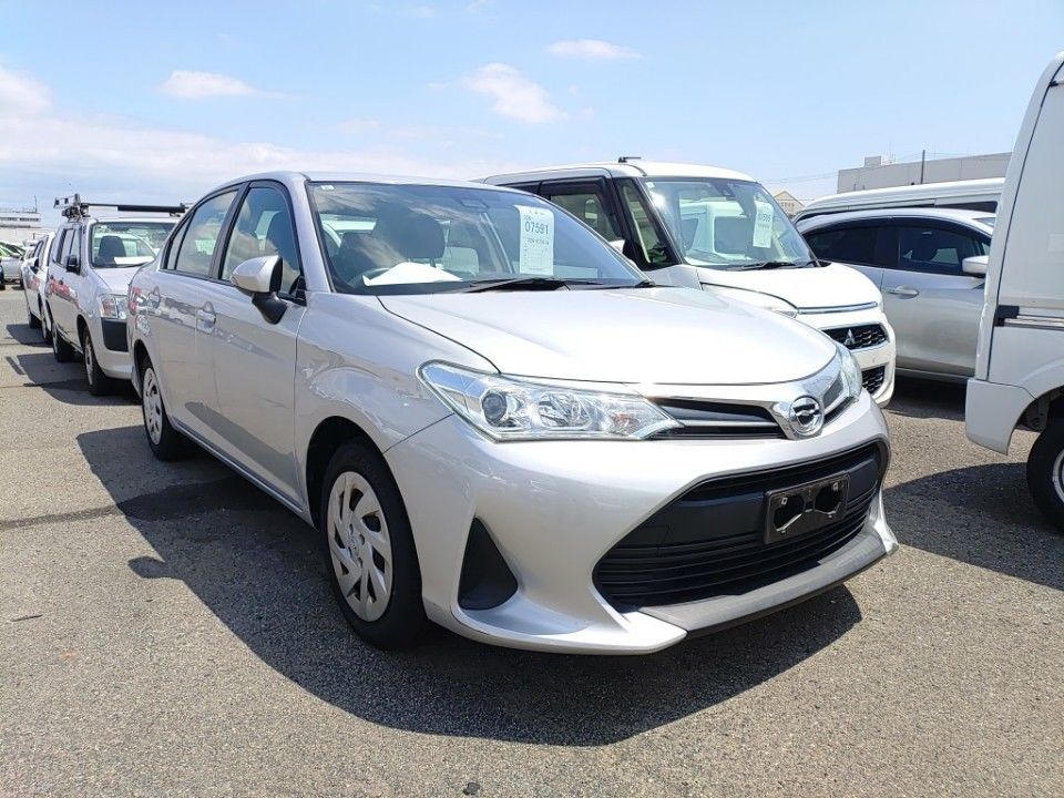 2021 Toyota カローラ アクシオ auction photo 4