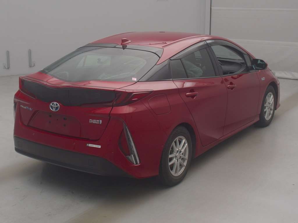 2021 Toyota Prius PHEV A auction photo 2