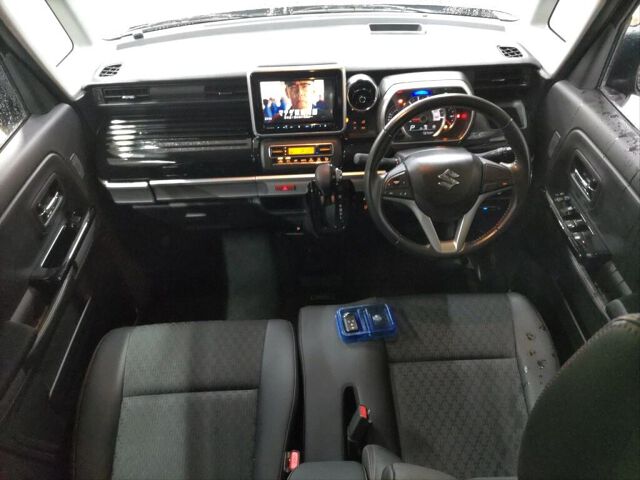 2020 Suzuki Spacia Hybrid XS auction photo 3