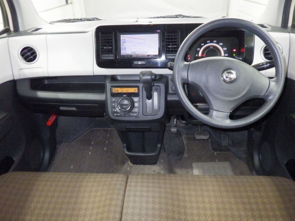 2011 Nissan モコ X auction photo 3