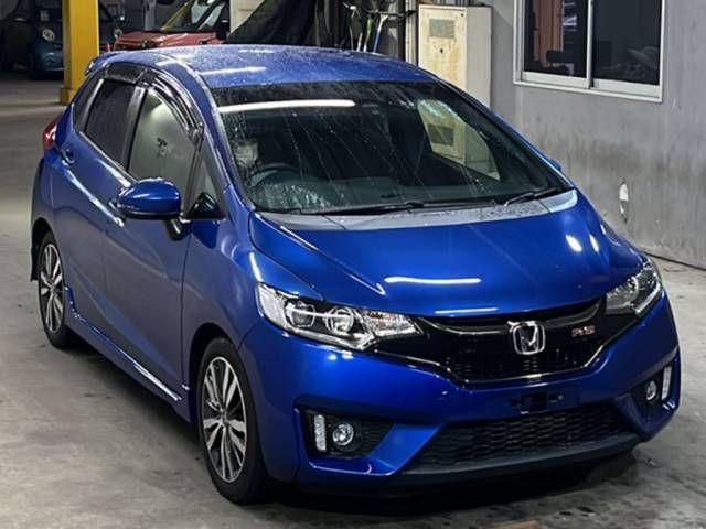 2016 Honda Fit RS auction photo 4