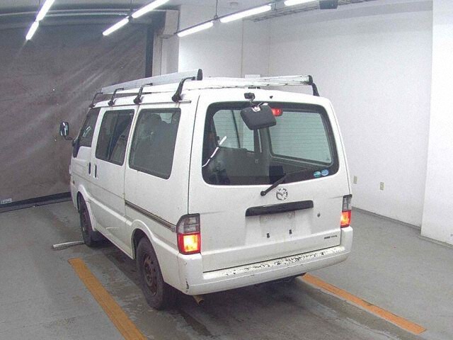 2017 Mazda ボンゴバン DX 4WD auction photo 2
