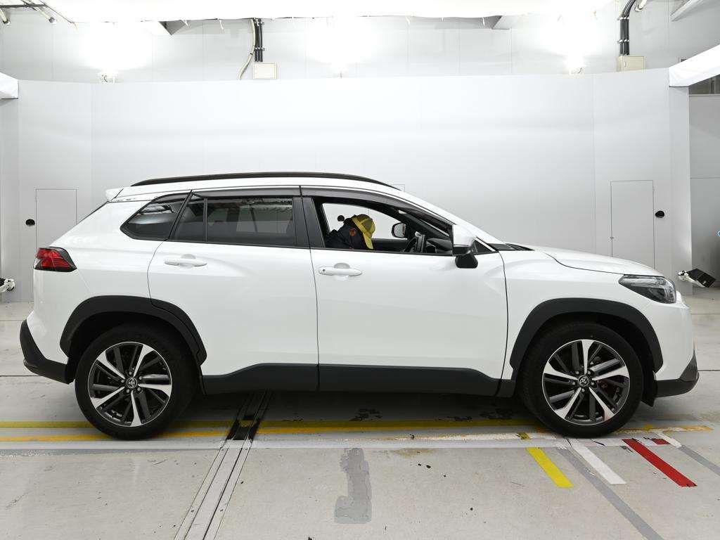 2022 Toyota Corolla Cross ハイブリッド Z auction photo 3