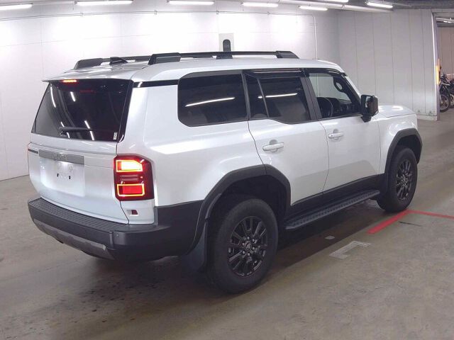 2025 Toyota Land Cruiser 250 VX 4WD auction photo 5