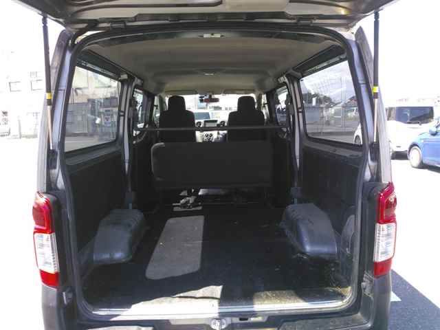 2016 Nissan NV350 Caravan Long DX auction photo 9