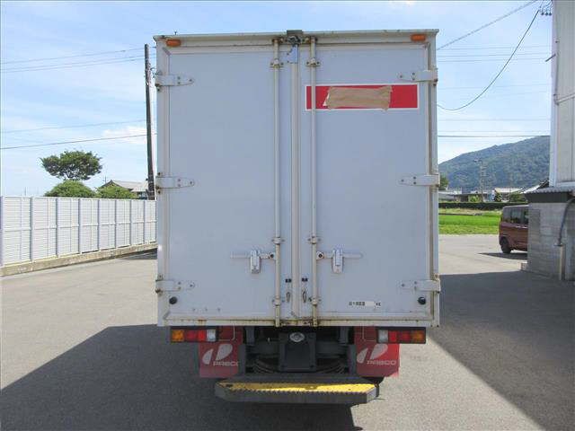 2020 Mitsubishi Fuso Canter 4WD Aluminum Van 2t auction photo 8