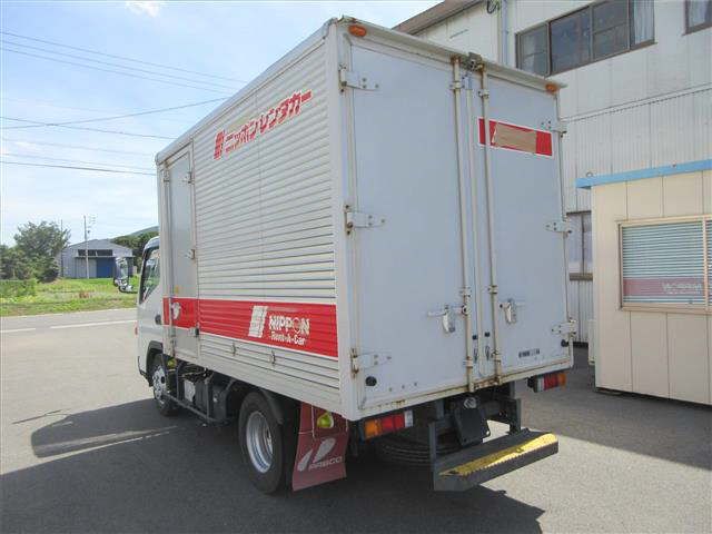2020 Mitsubishi Fuso Canter 4WD Aluminum Van 2t auction photo 2