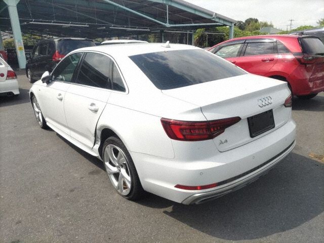 2019 Audi A4 auction photo 2