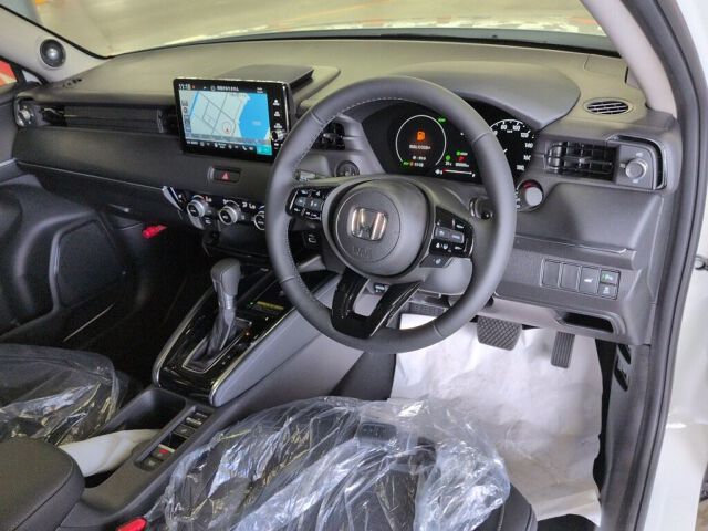 2026 Honda Vezel HV E:HEV Z auction photo 3