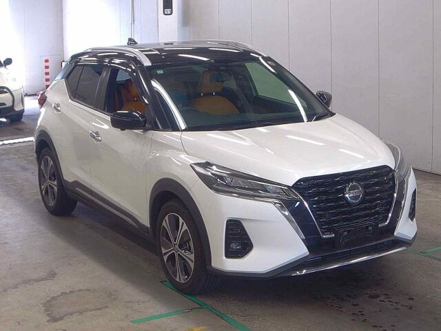 2021 Nissan Kicks X Two-Tone Interior Edition Japan auction vehicle