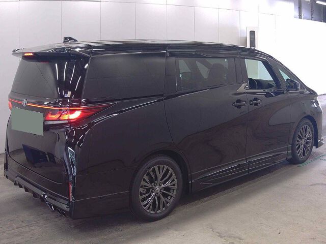 2025 Toyota Vellfire Z Premier auction photo 5