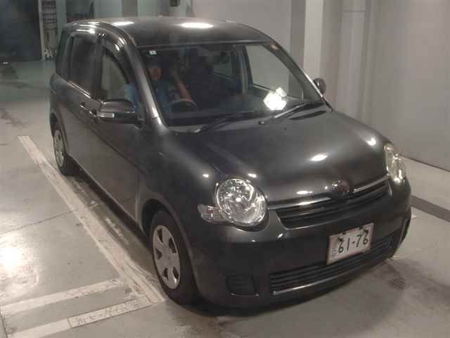 Japan Auction Vehicles 12 2010 Toyota Sienta X LTD auction photo
