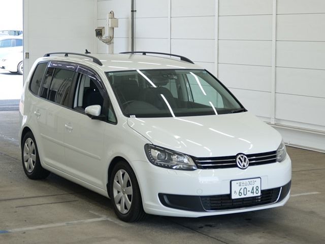 2015 Volkswagen VW ゴルフトゥーラン TSI コンフォートライン Japan auction vehicle