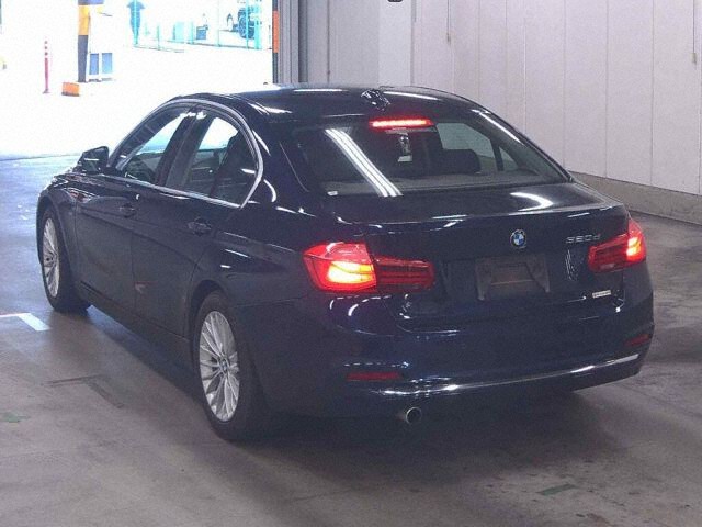2016 BMW 3 Series 320D Luxury auction photo 2