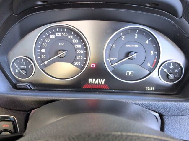 2016 BMW 3 Series 320D Luxury auction photo 6
